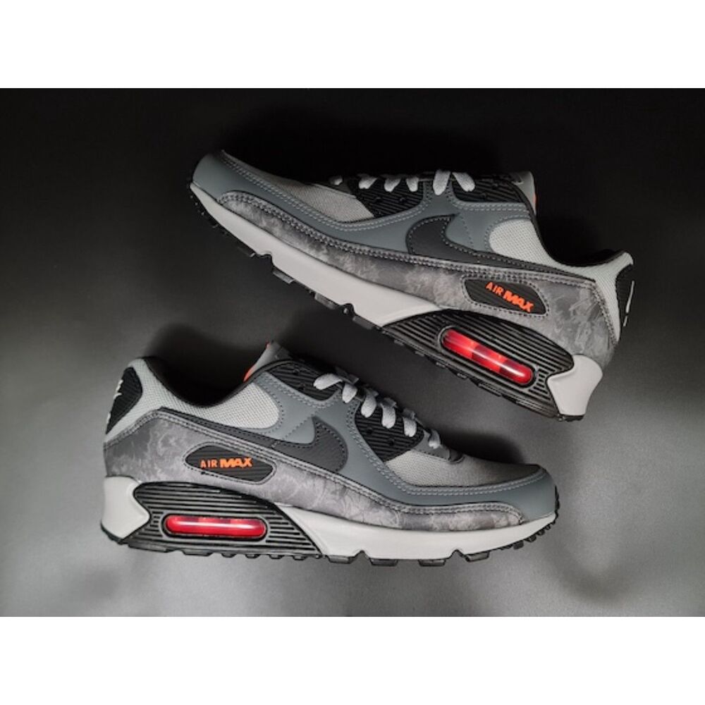 Nike Air Max 90 Premium Hyper Crimson Black. SIZE 10 - IQ0172-900
